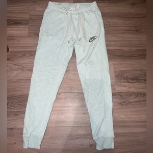 Nike joggers